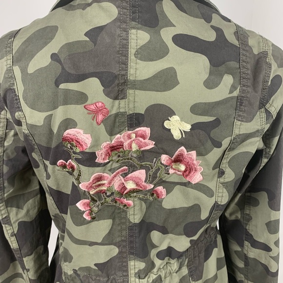 Jade & Ivory Floral Embroidery Camouflage Camo Jacket Women's Size Small - Picture 6 of 8